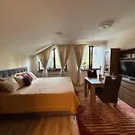 Appartement Stylish E61 In Gardens *