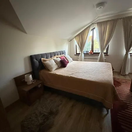 Апартаменты Stylish E61 In Gardens *