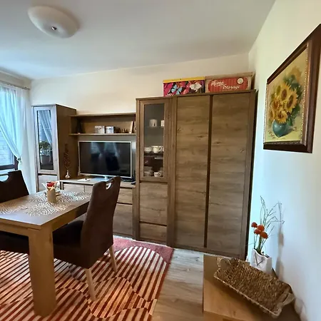 Апартаменты Stylish E61 In Gardens *