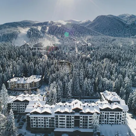 Stylish E61 In Gardens Apartament