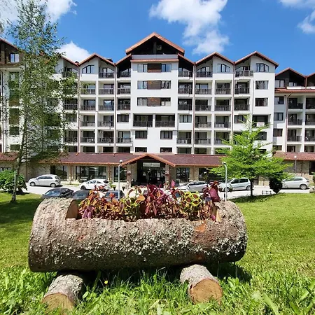 Stylish E61 In Gardens Apartament