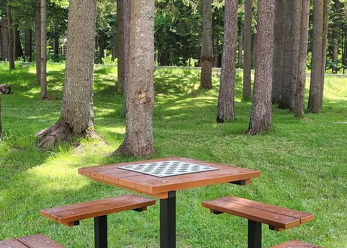 Stylish E61 In Gardens * בורובץ